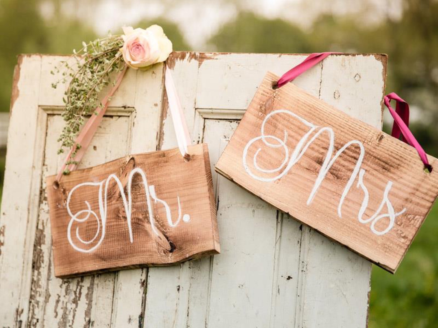 Mr & Mrs bordjes — bruidsstyling bij Styling by M